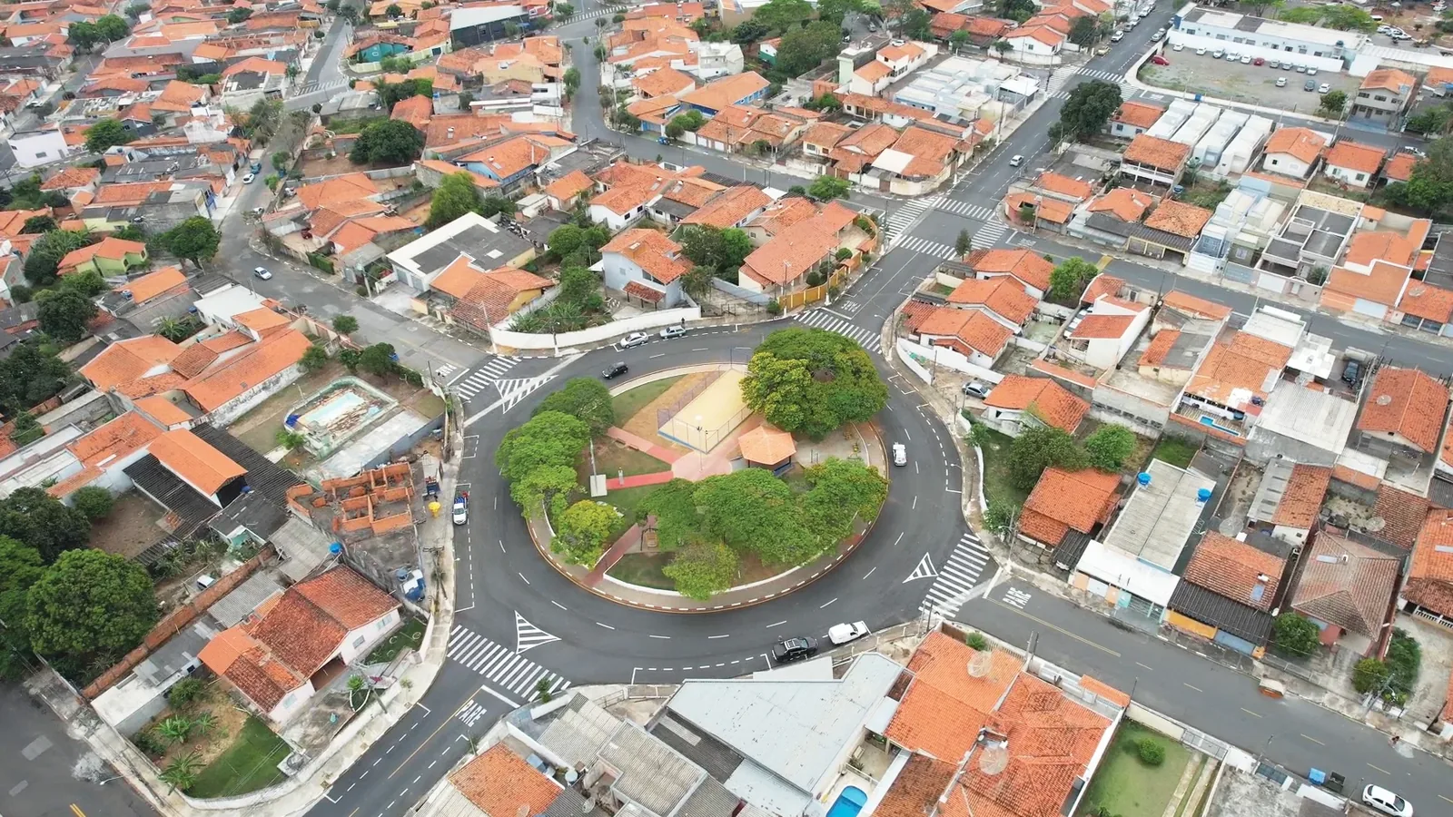Vista aérea da área urbana de Iperó