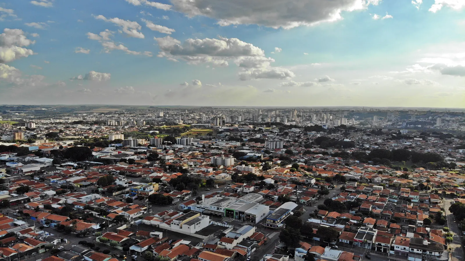 Vista de Americana para página de administradora de condomínios