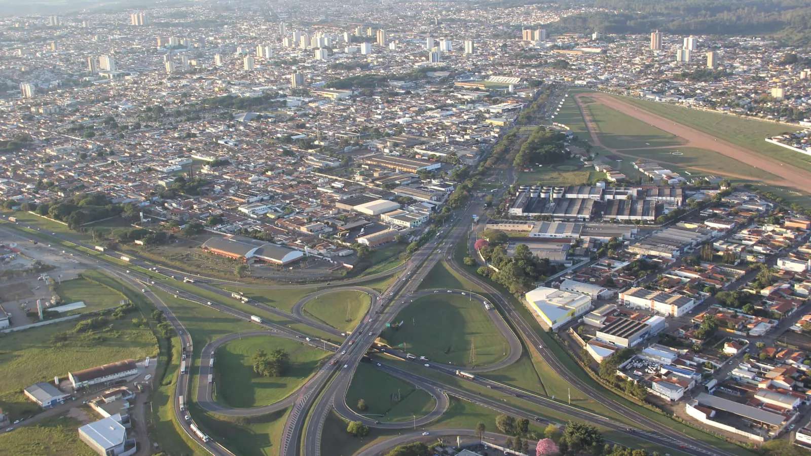 Vista de Rio Claro para página de administradora de condomínios